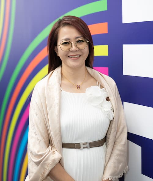 Vivien Lim